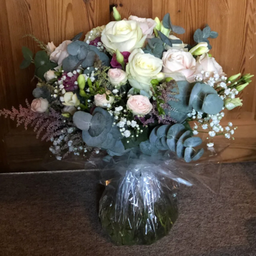 Rose Vase Arrangement